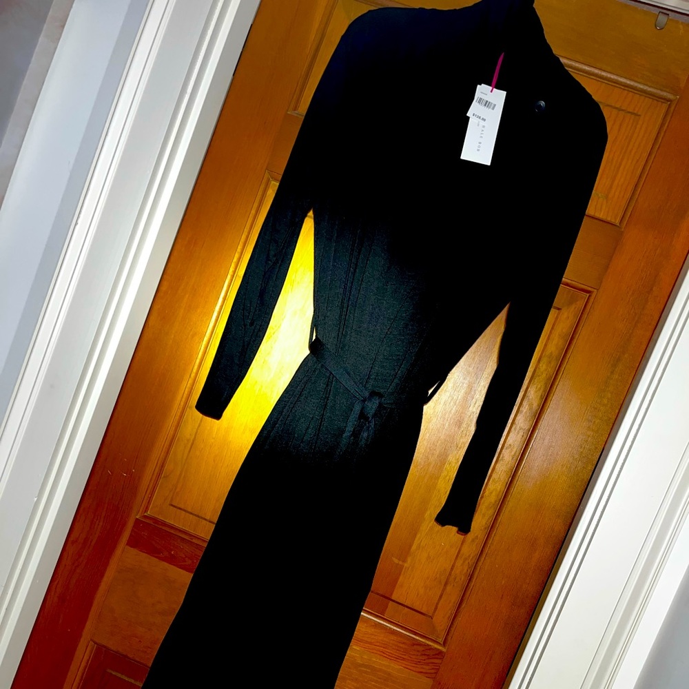 NWT Hale Bob Long Black Robe S